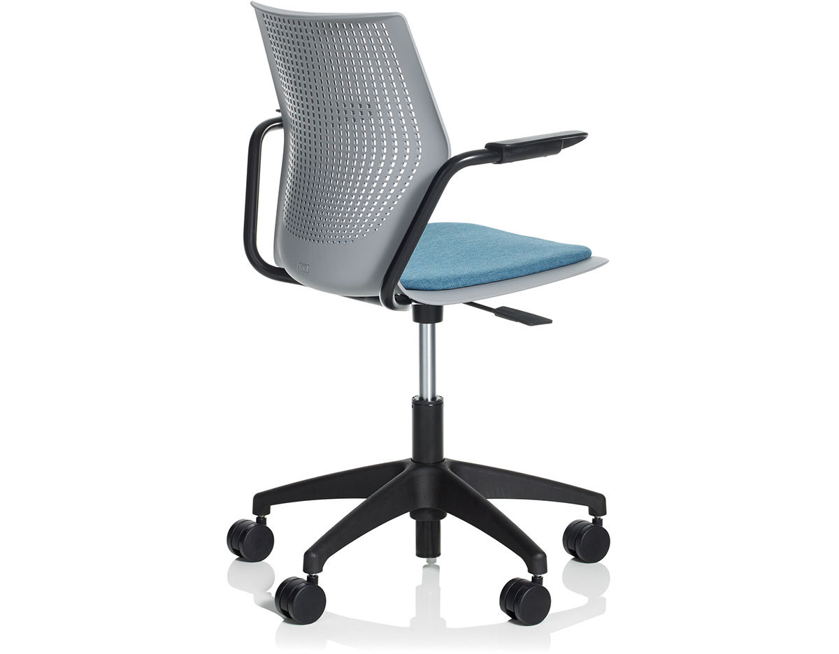 multigeneration light task chair with 5-star base