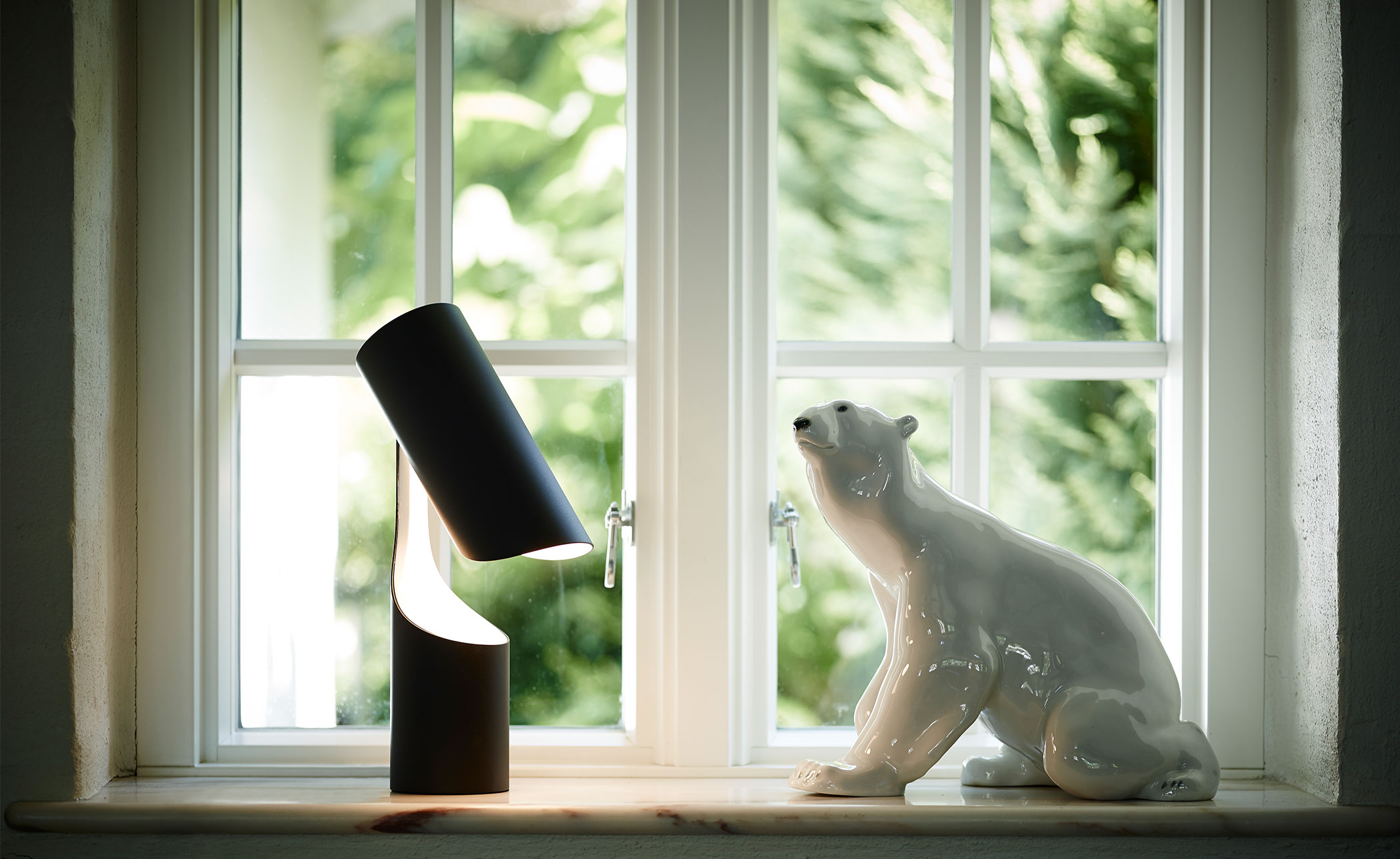 Mutatio Table Lamp