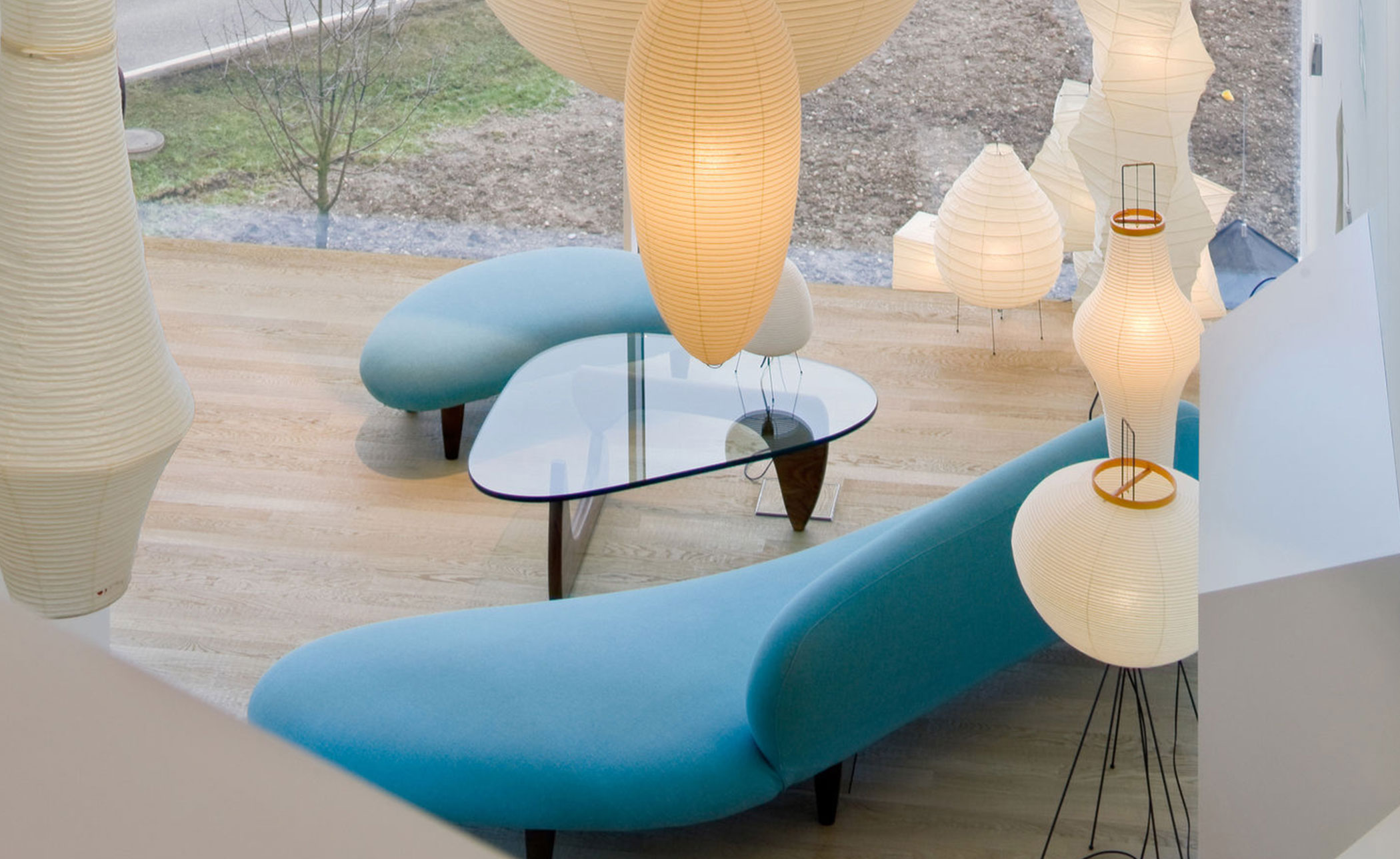 noguchi freeform sofa