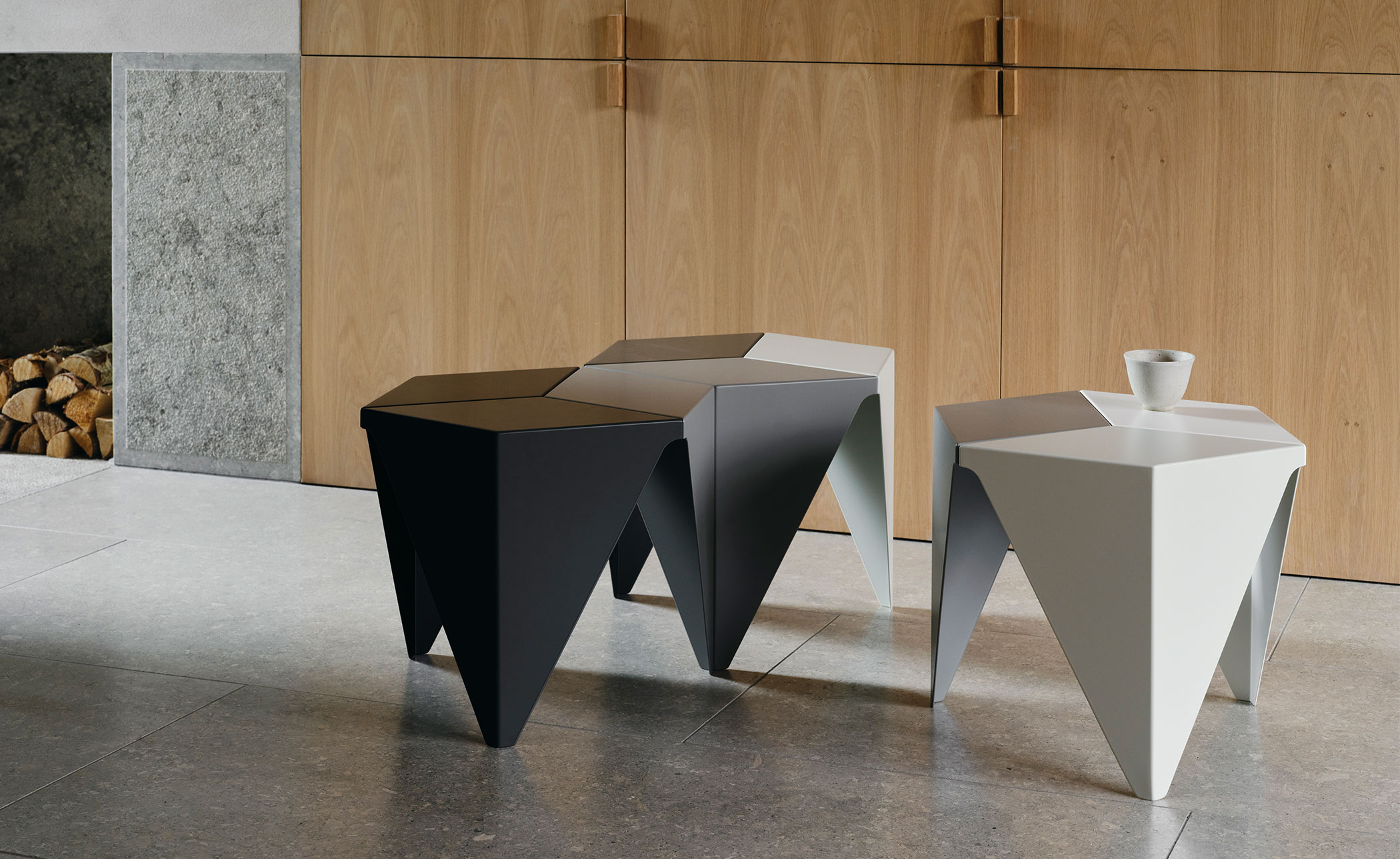 noguchi prismatic table