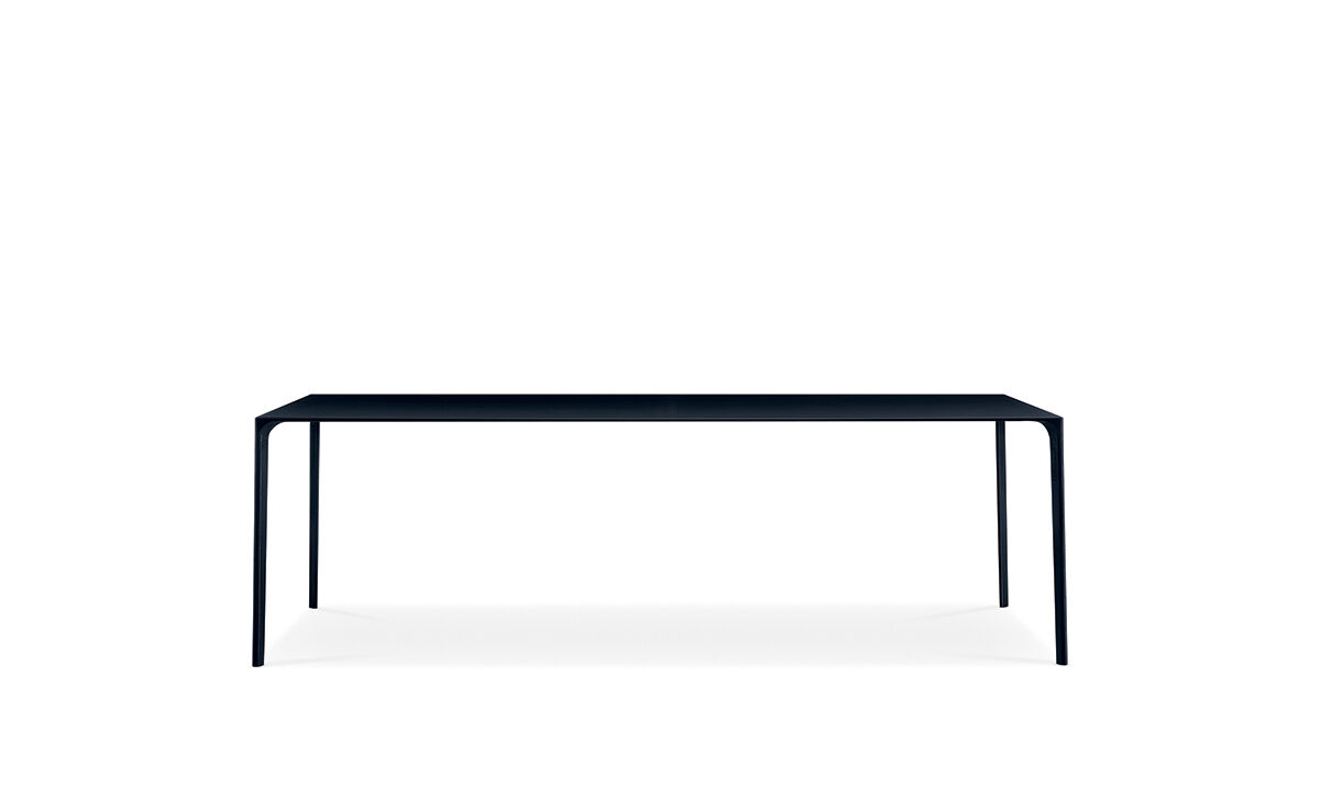 nuur table