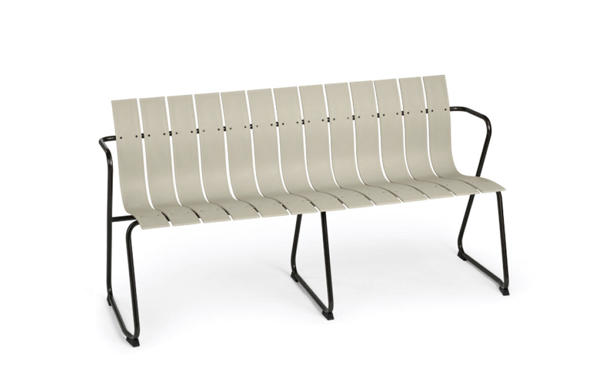 ocean bench