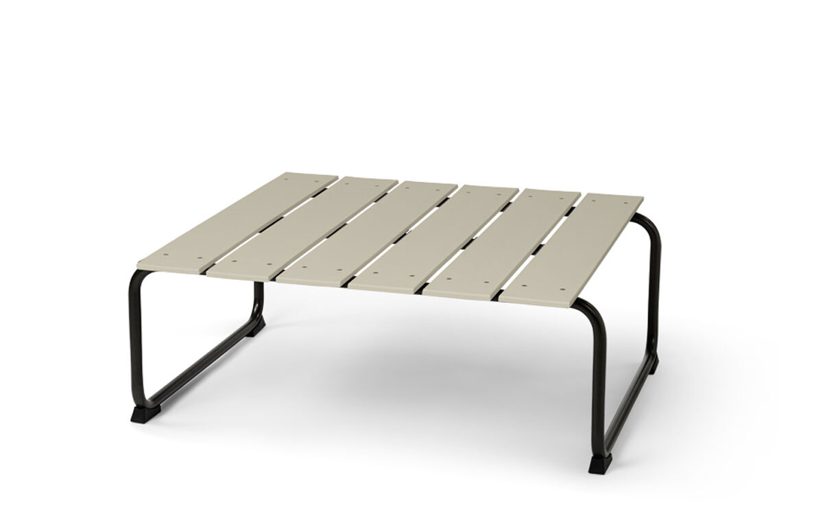 ocean lounge table