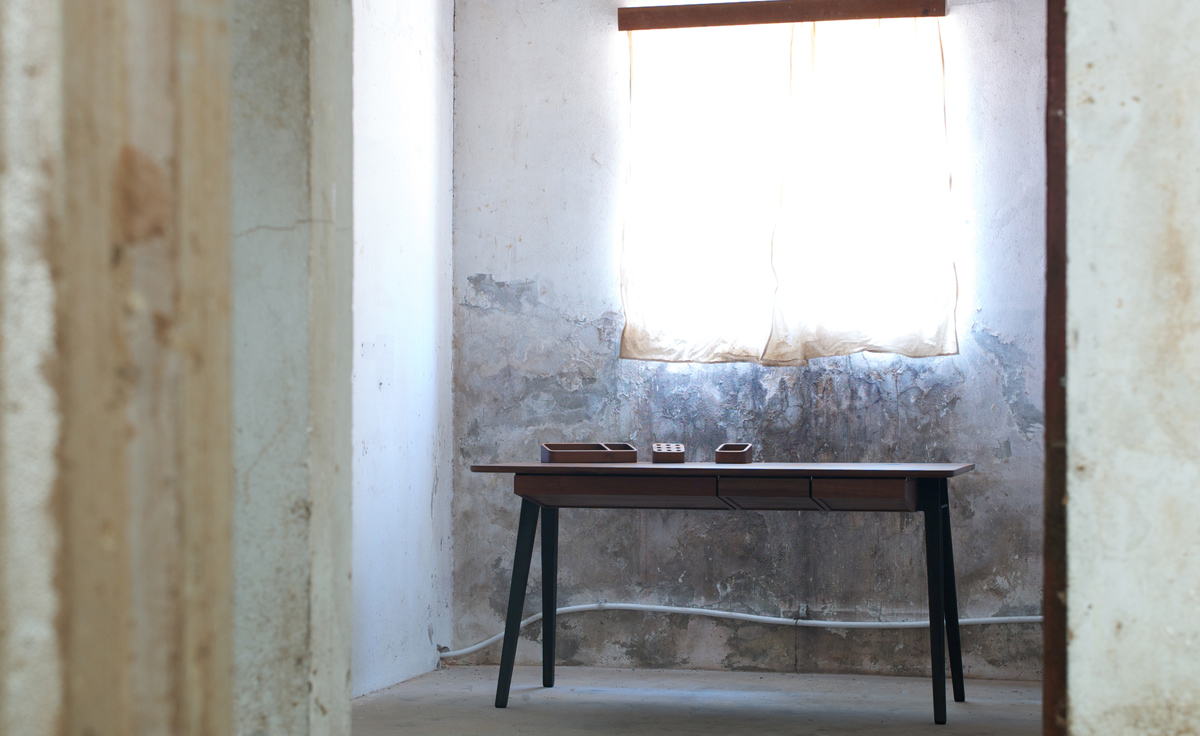 orson desk 365