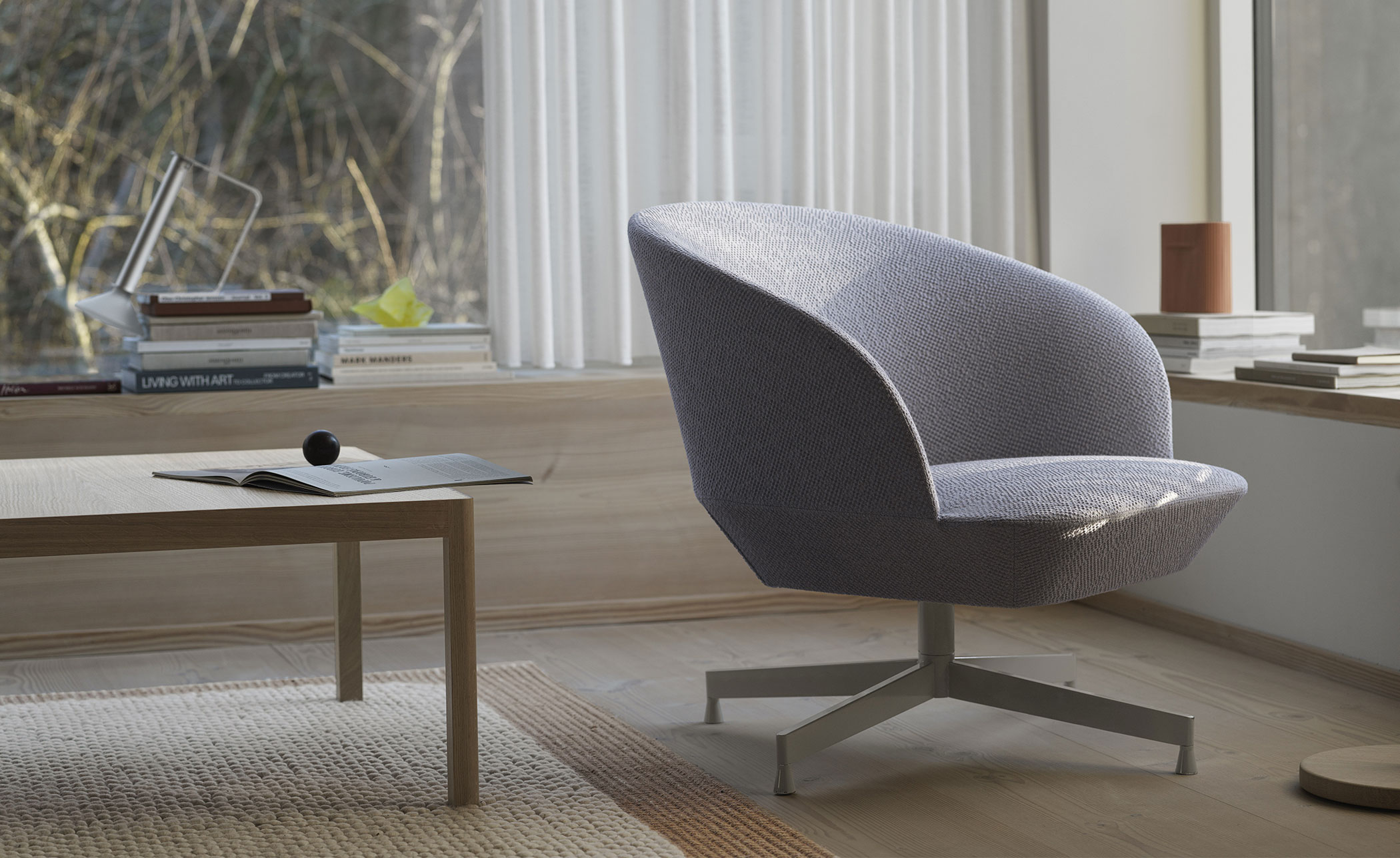 oslo lounge chair swivel base