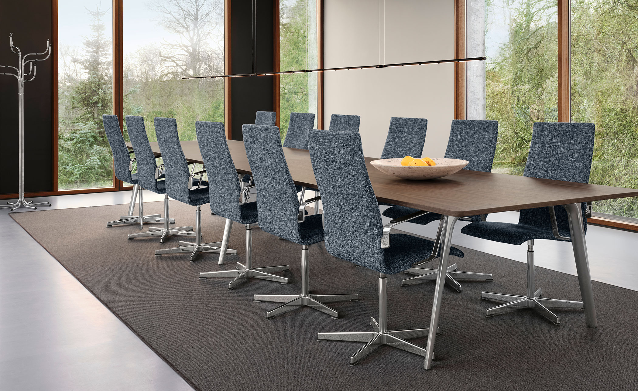 Oxford™ Medium Back Chair with 5-star base