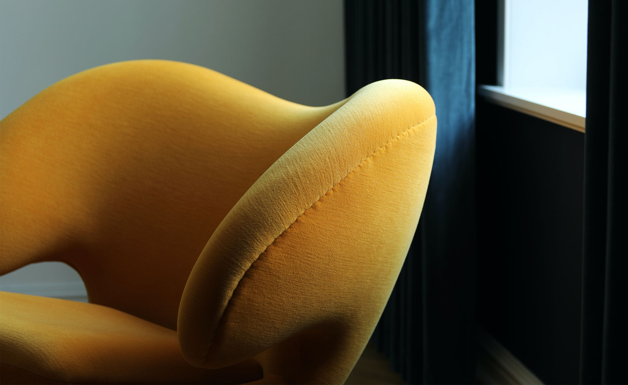 Pelican Chair