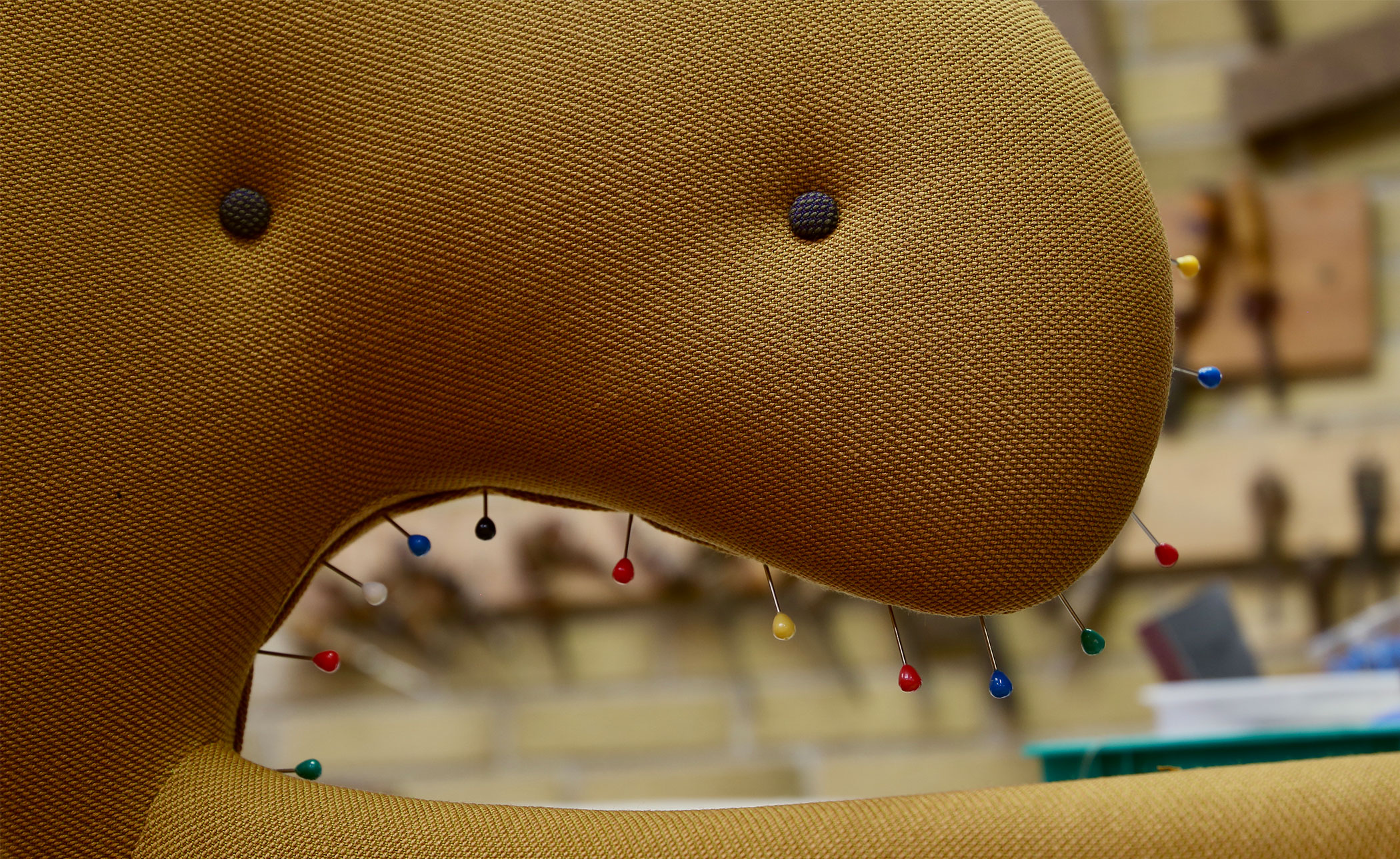 Pelican Chair with Buttons