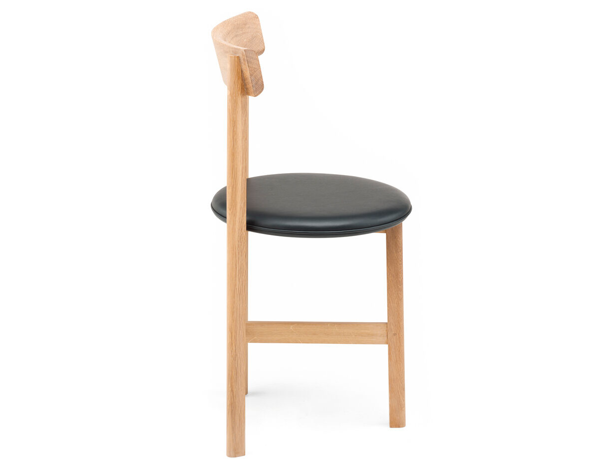 petit three leg chair 797