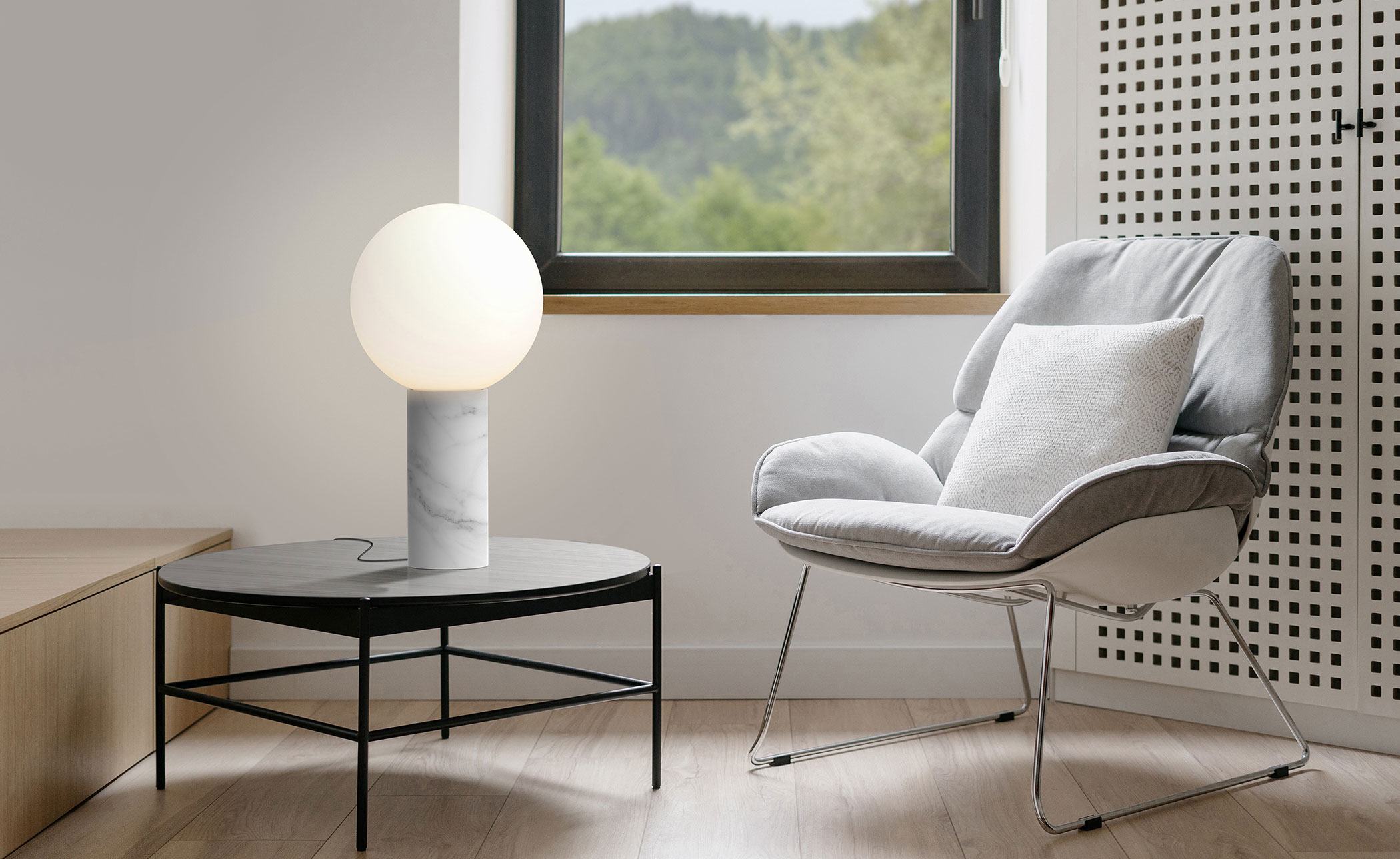pilar table lamp