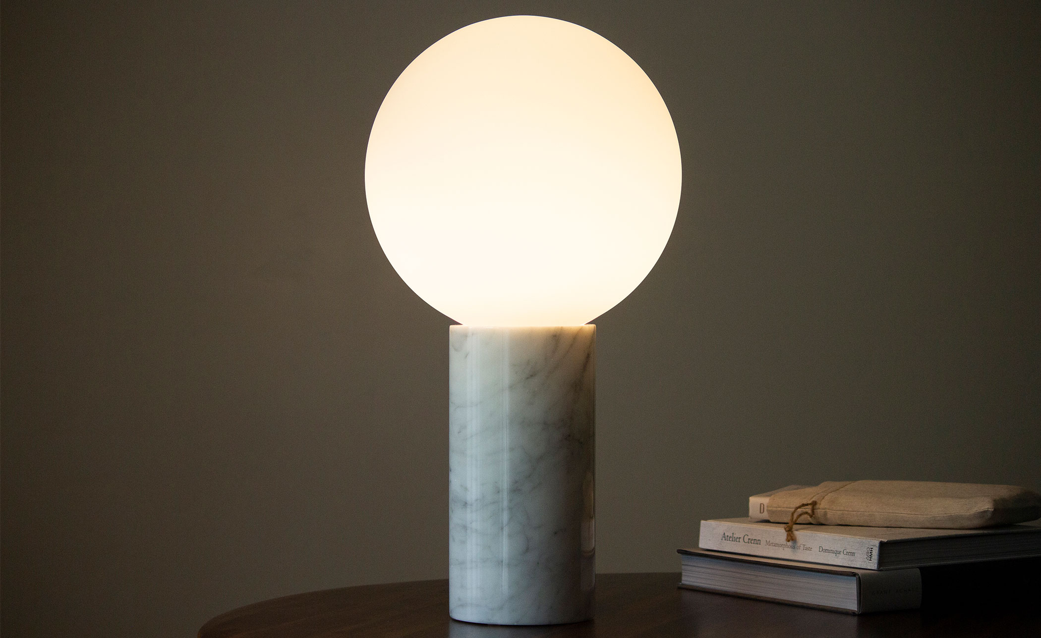 pilar table lamp