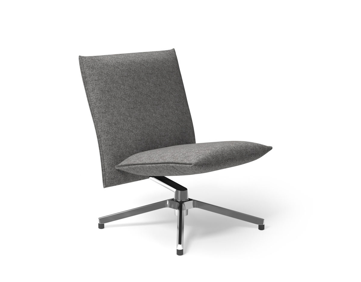 pilot low back lounge chair