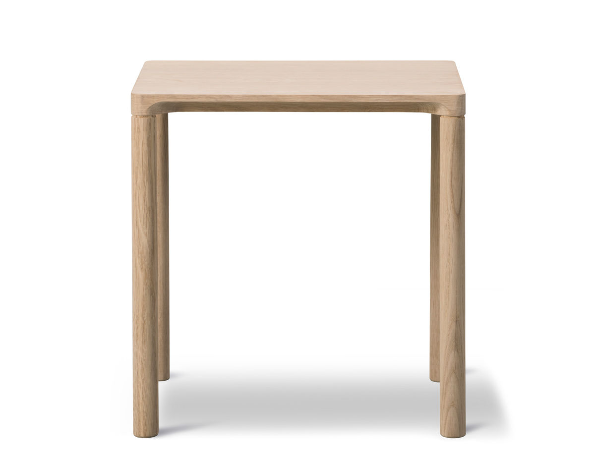 piloti side table