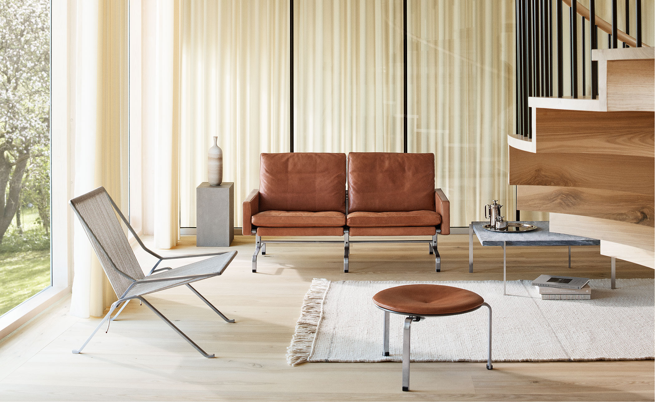 poul kjaerholm pk61 coffee table