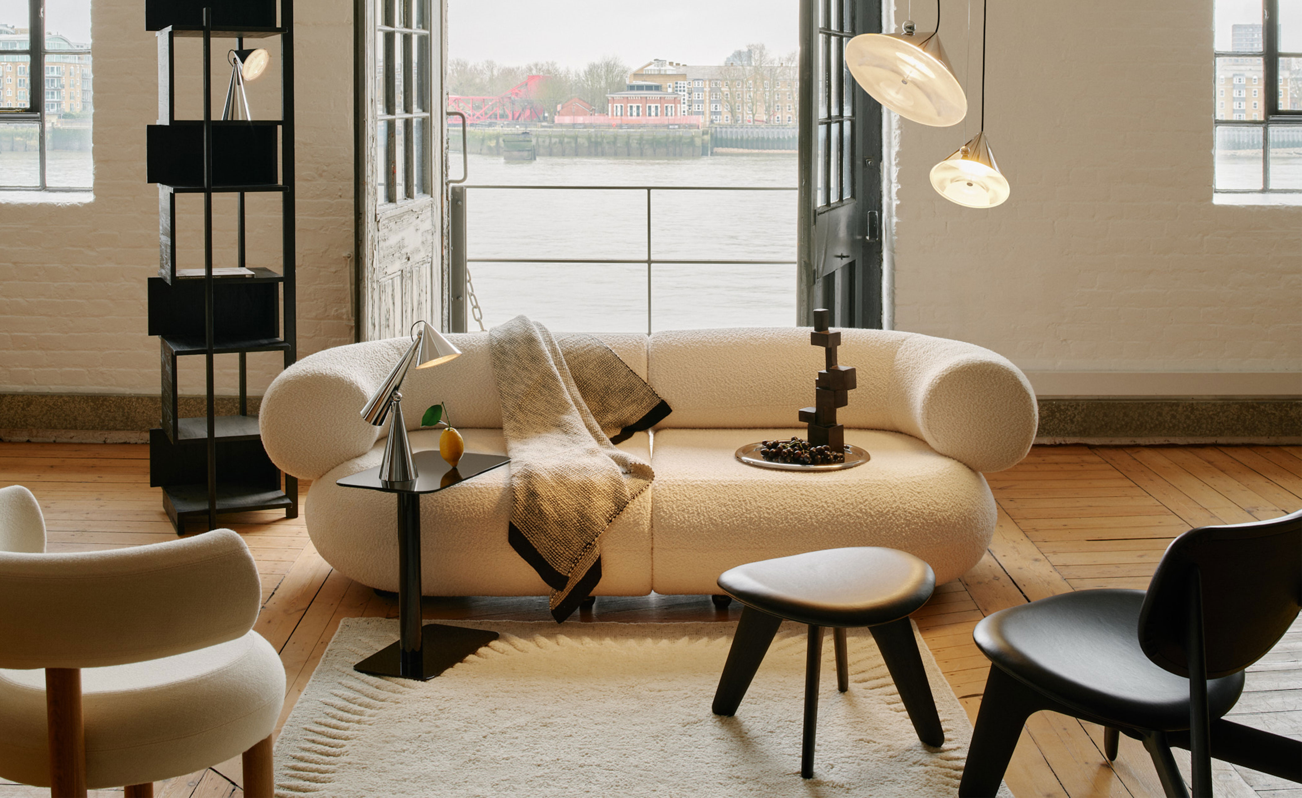 Pose Task Lamp