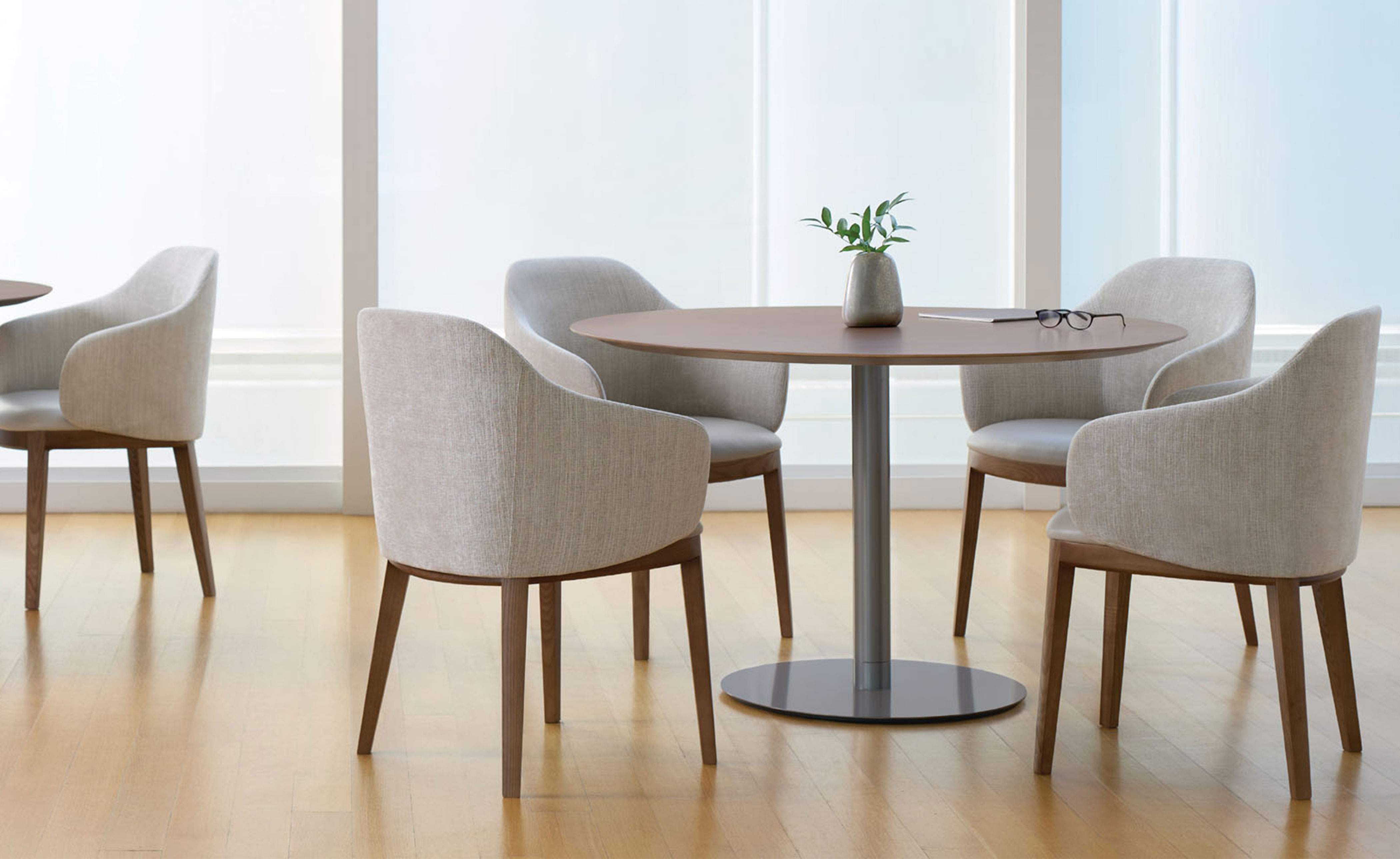 Prelude Chair with arms