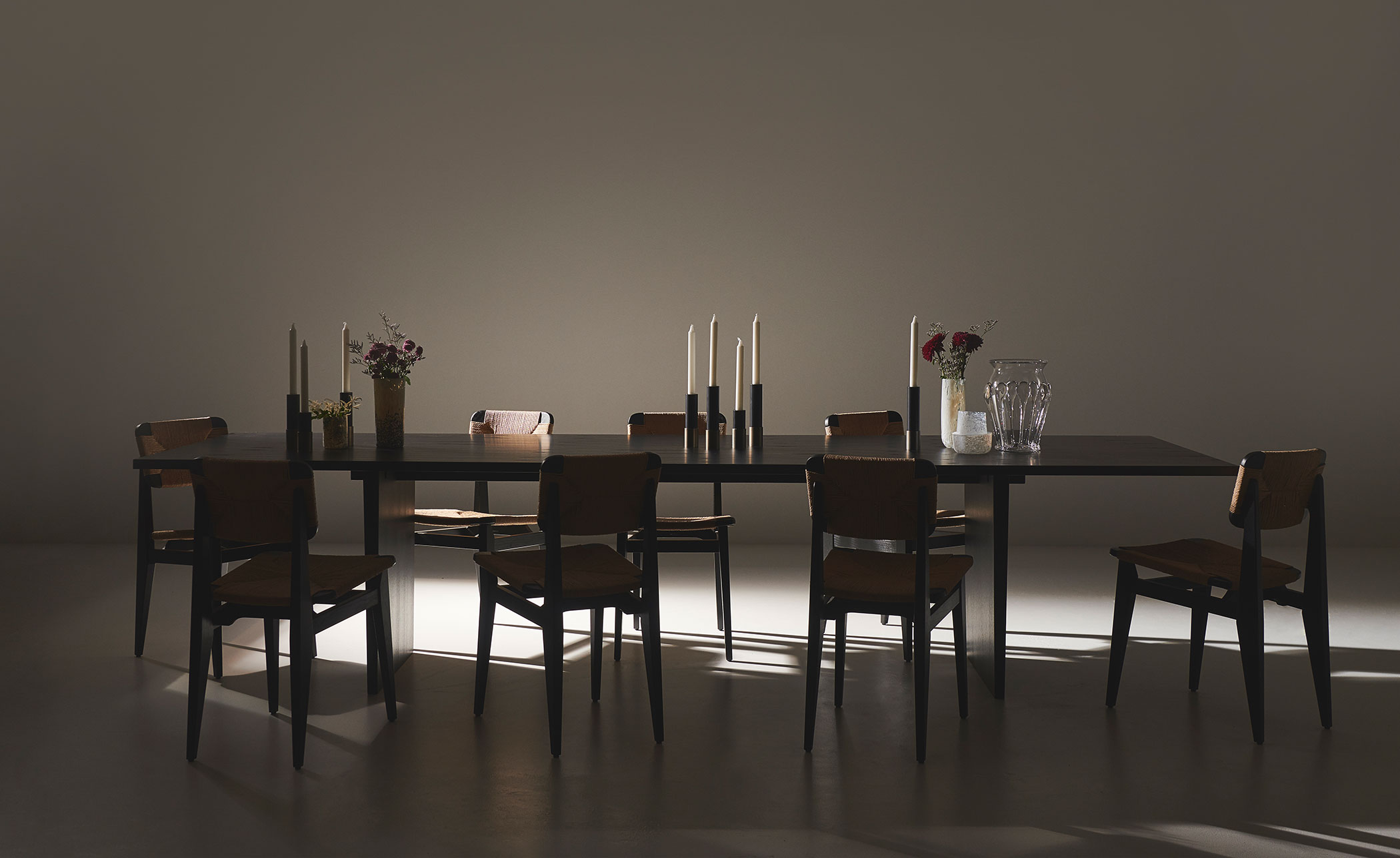 private dining table