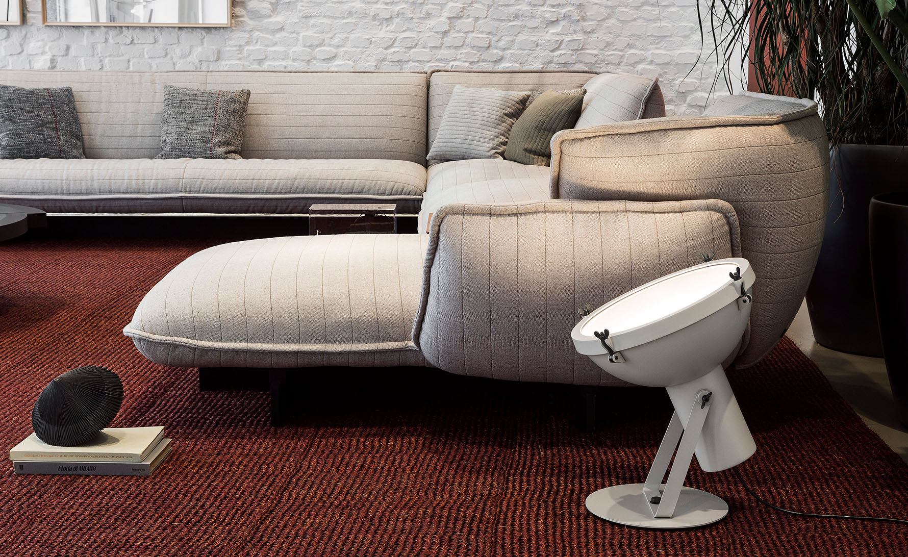 projecteur 365 floor lamp