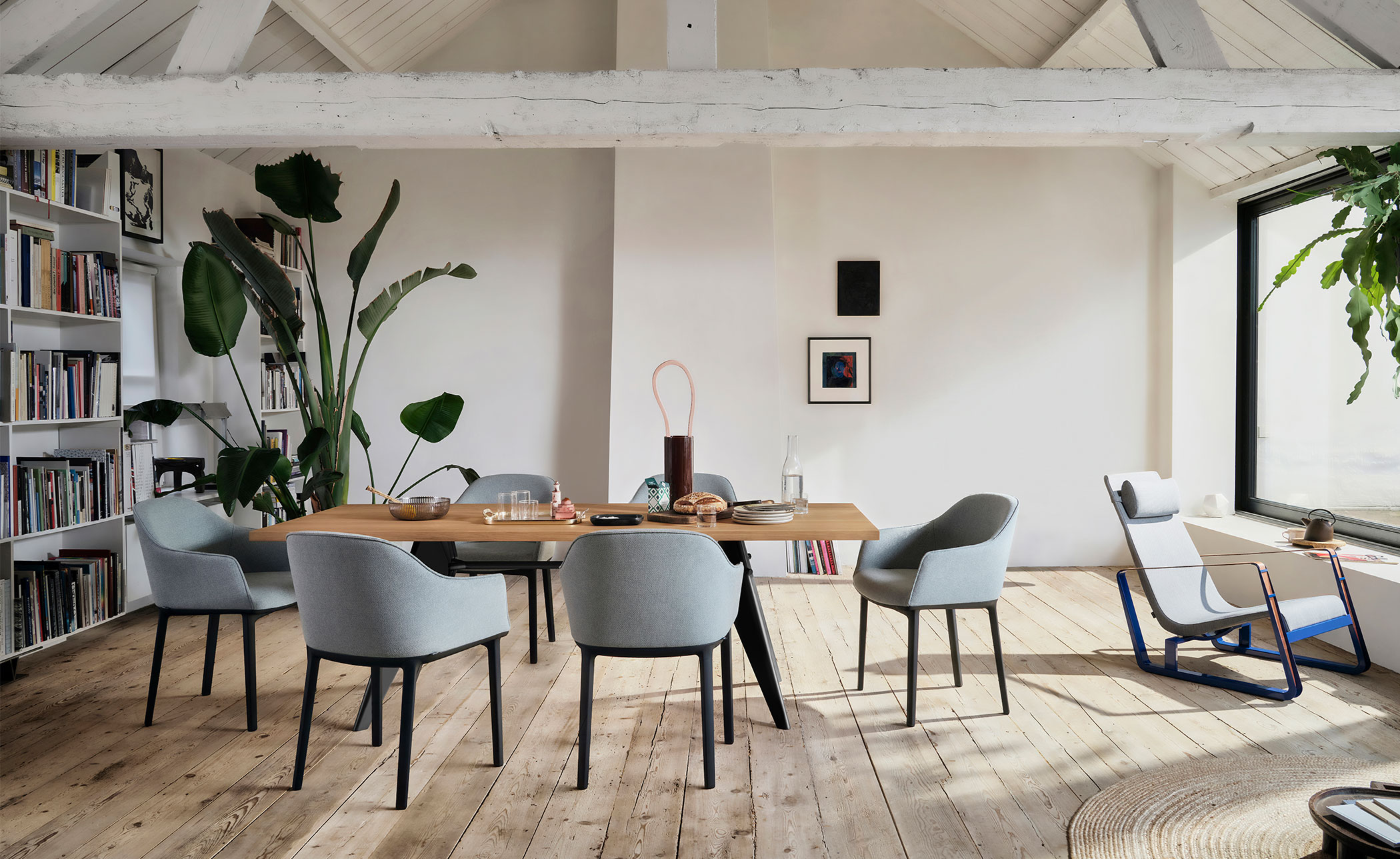 prouvé cité lounge chair