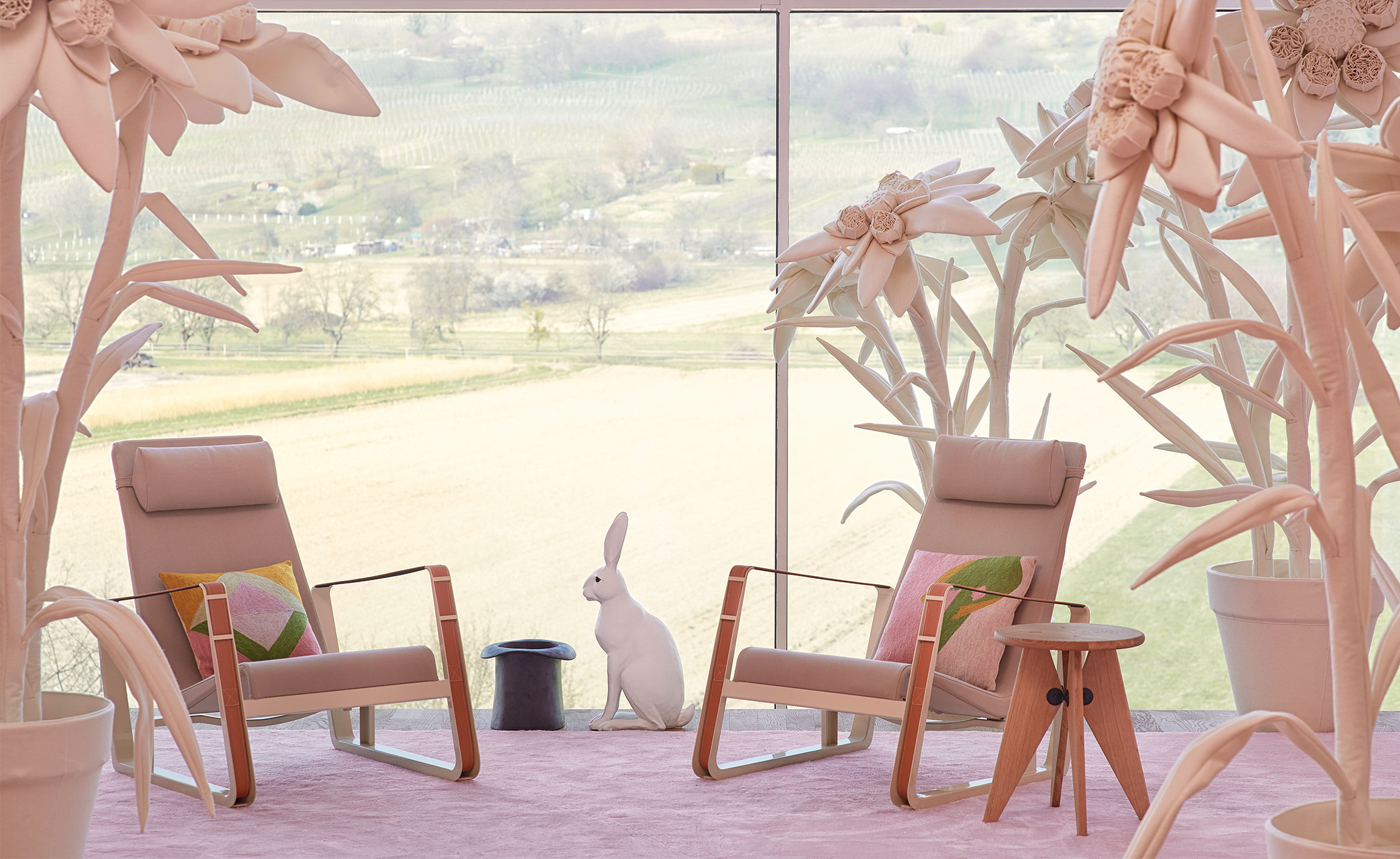 prouvé cité lounge chair