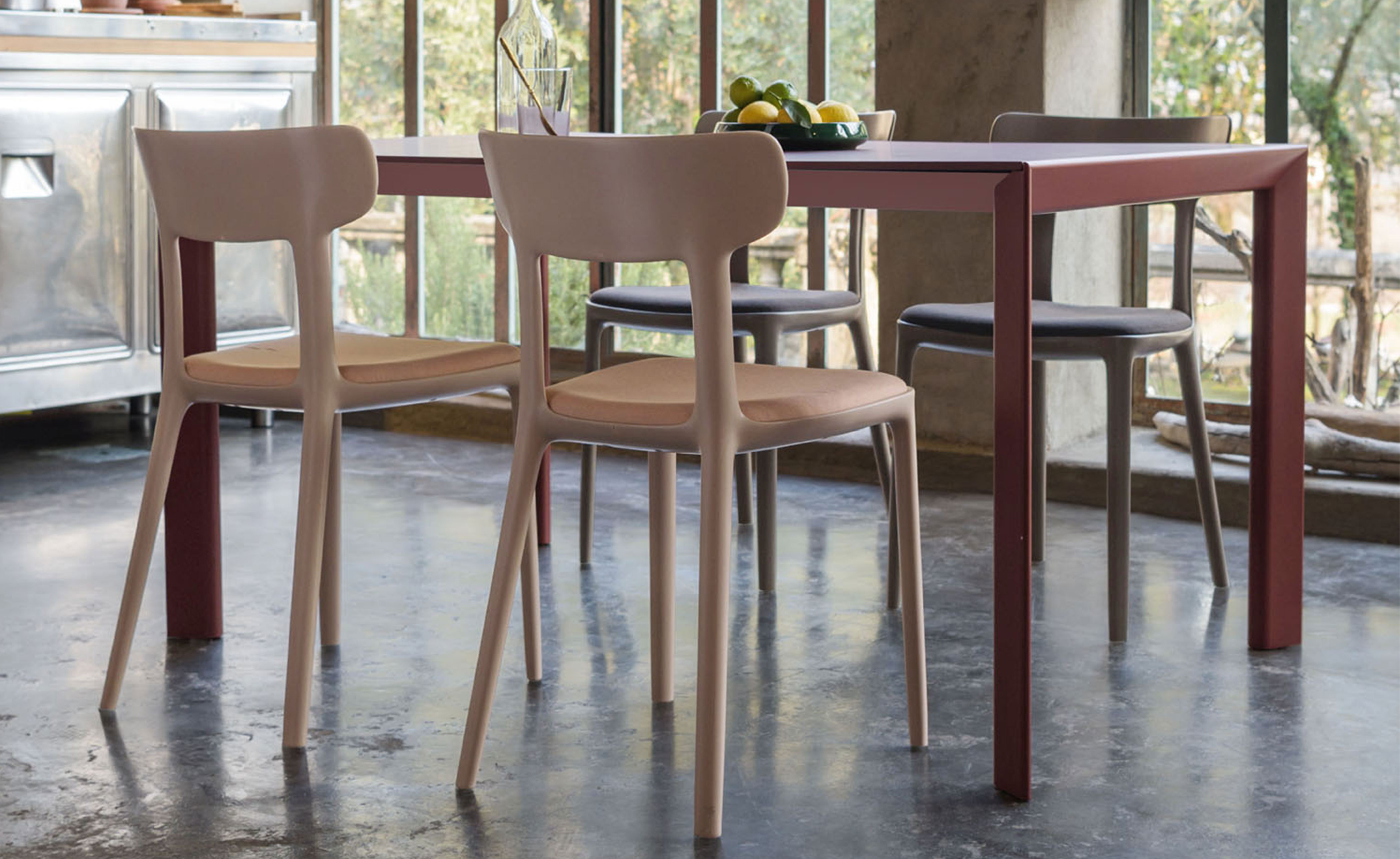 Queue Dining Chair