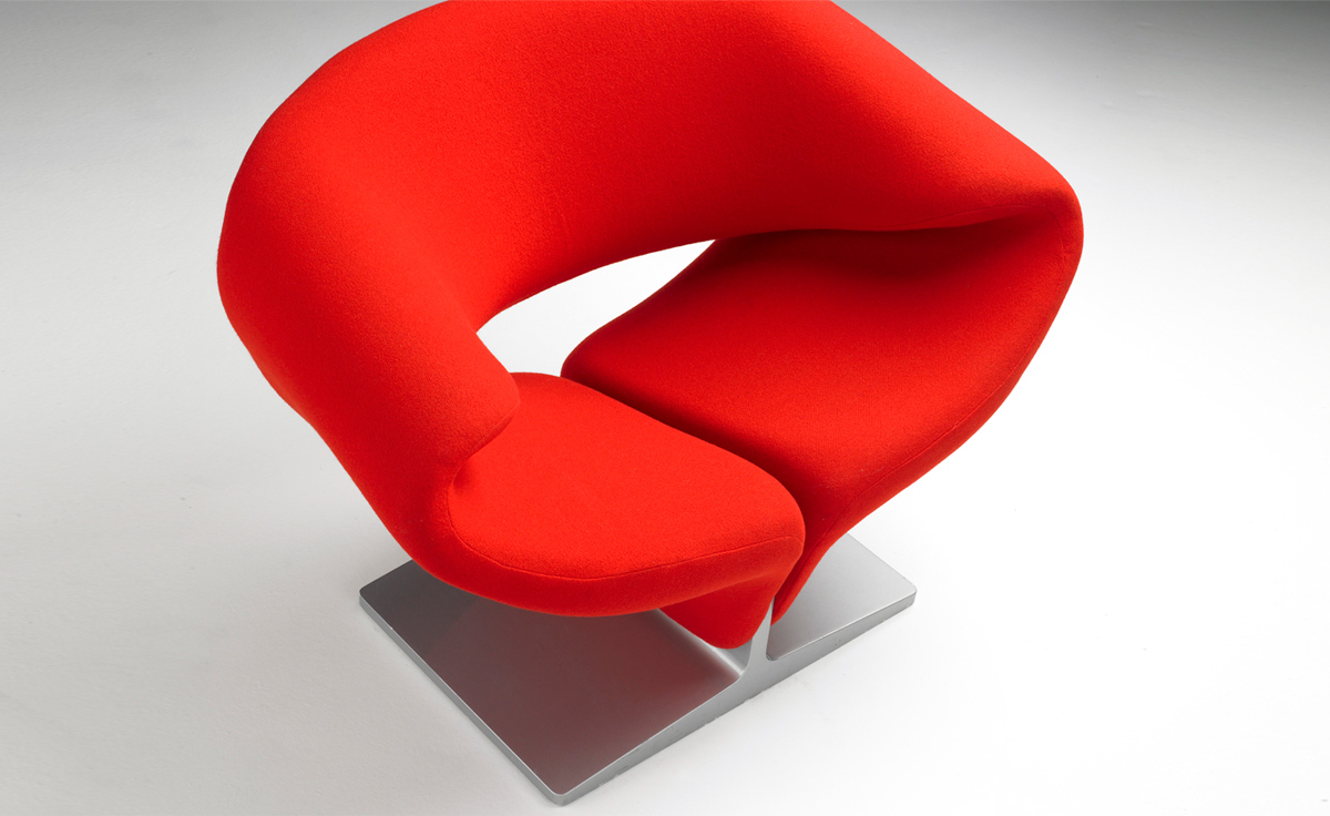 pierre paulin ribbon chair