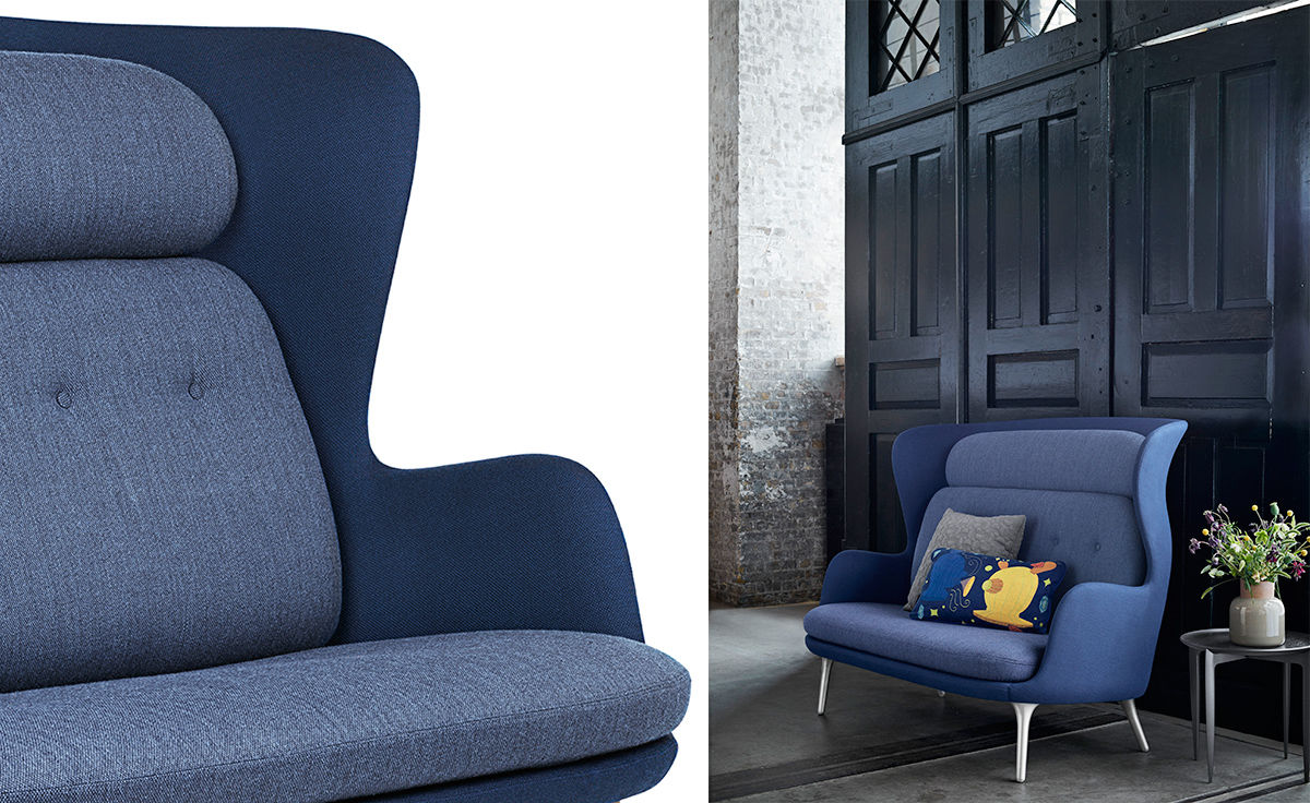 ro™ sofa with metal base