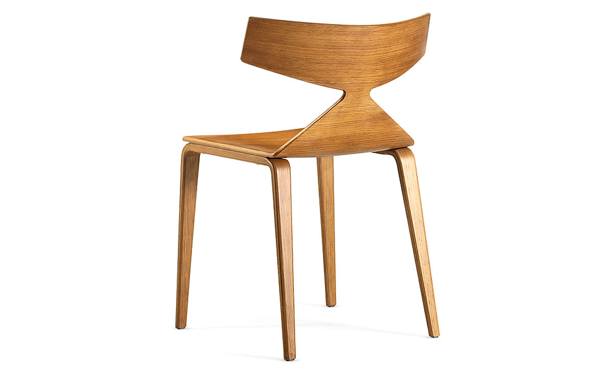 saya chair with wood legs