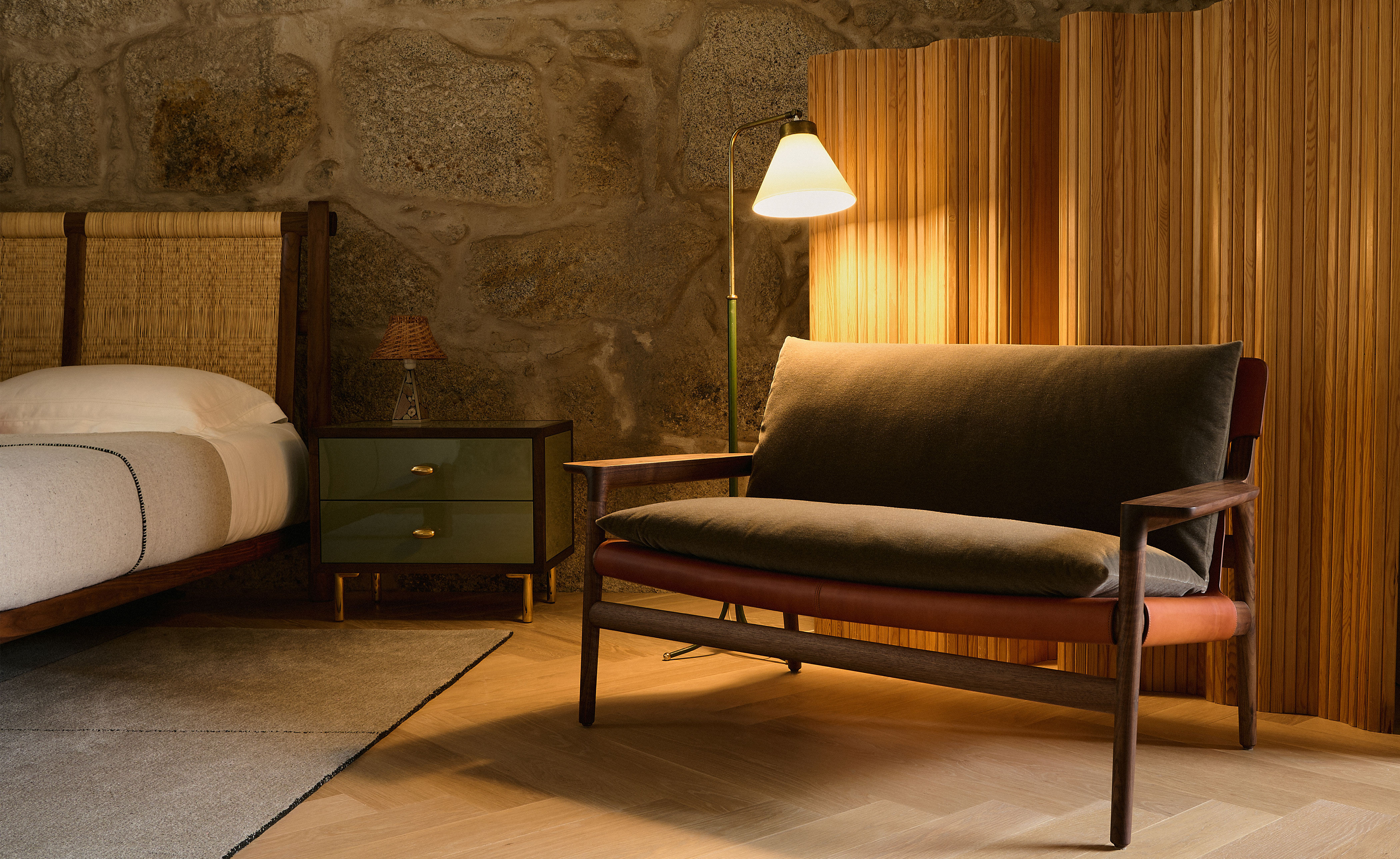 Sela Sofa with wide arms