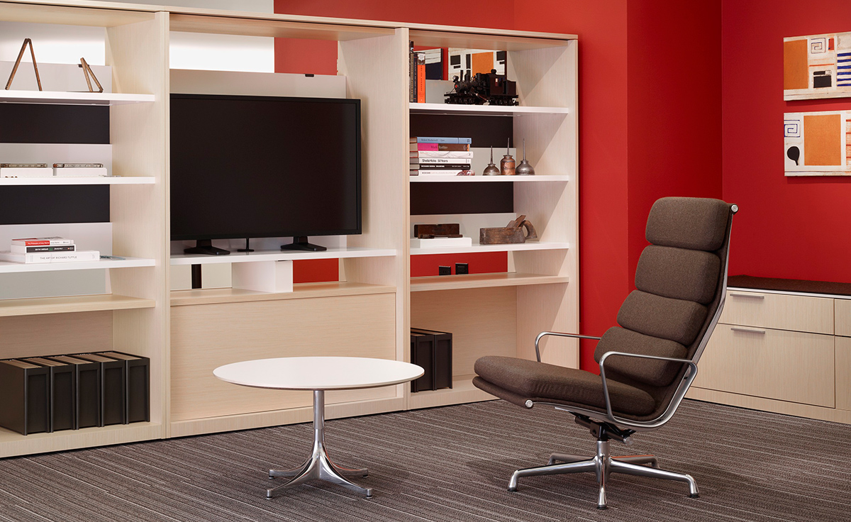eames&reg; soft pad group lounge chair
