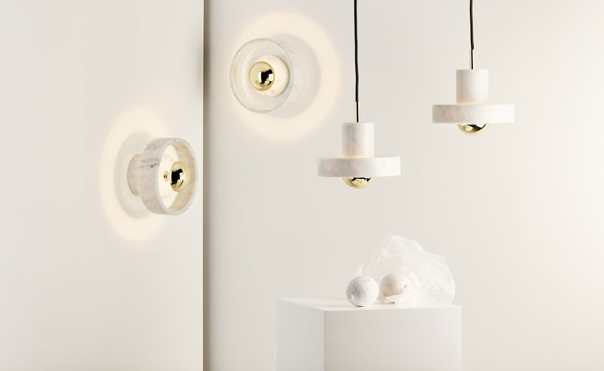 stone wall light