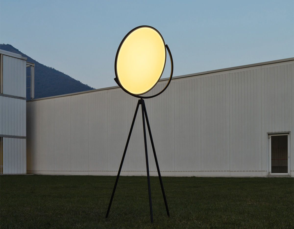 superloon floor lamp