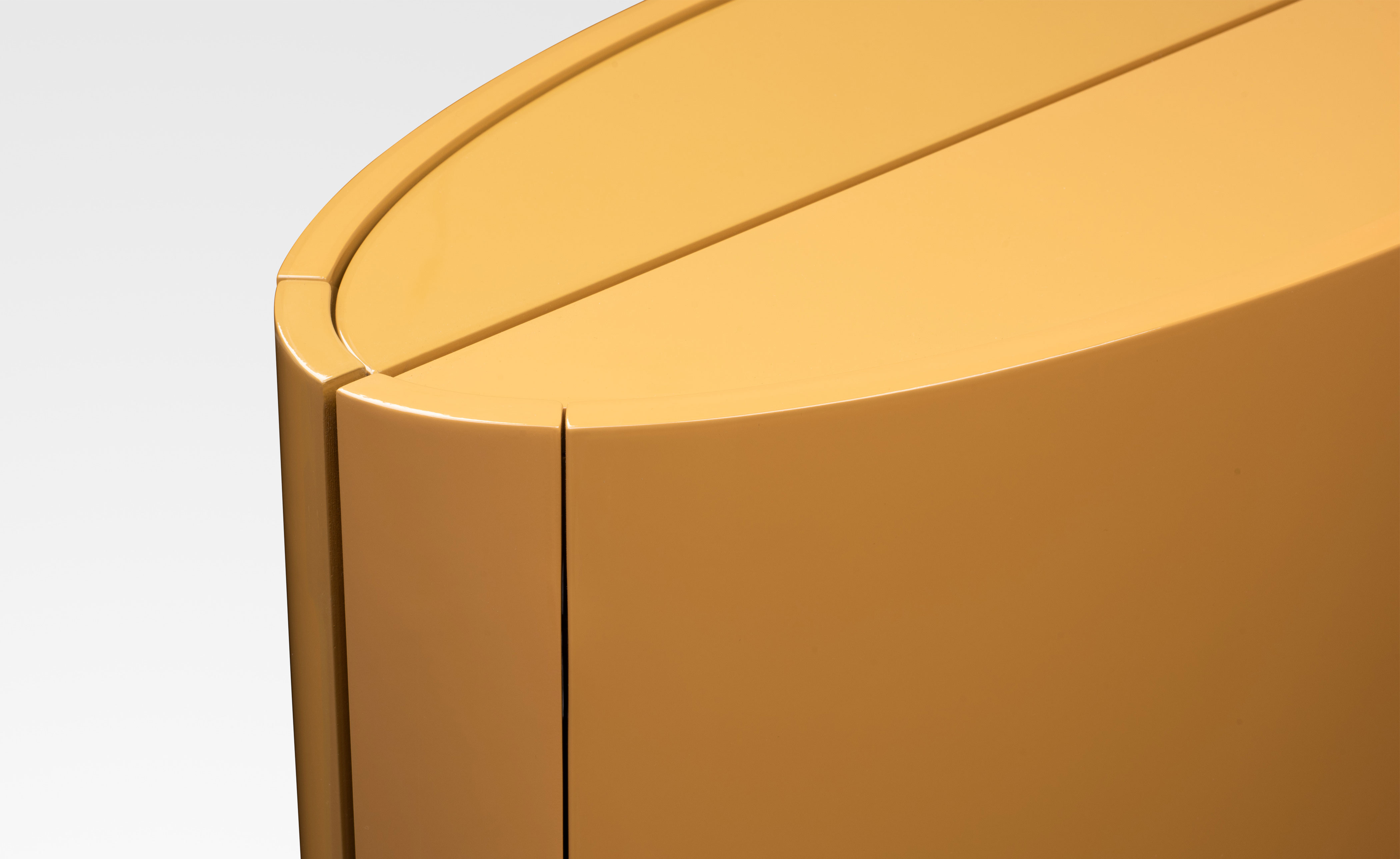 Tai In Console Cabinet