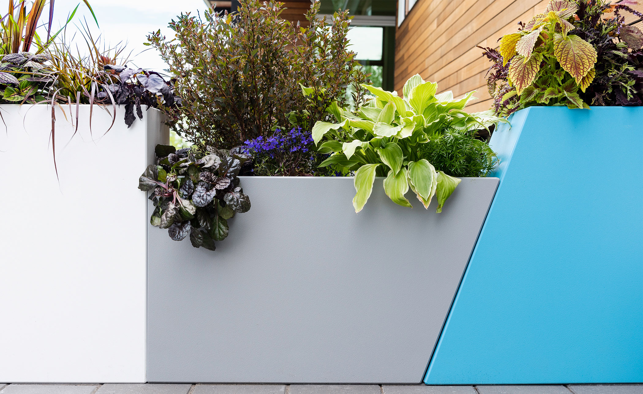 Tessellate Slope Bench