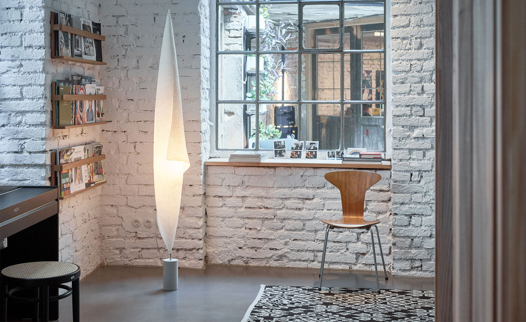 The MaMo Nouchies Wo-Tum-Bu Floor Lamp