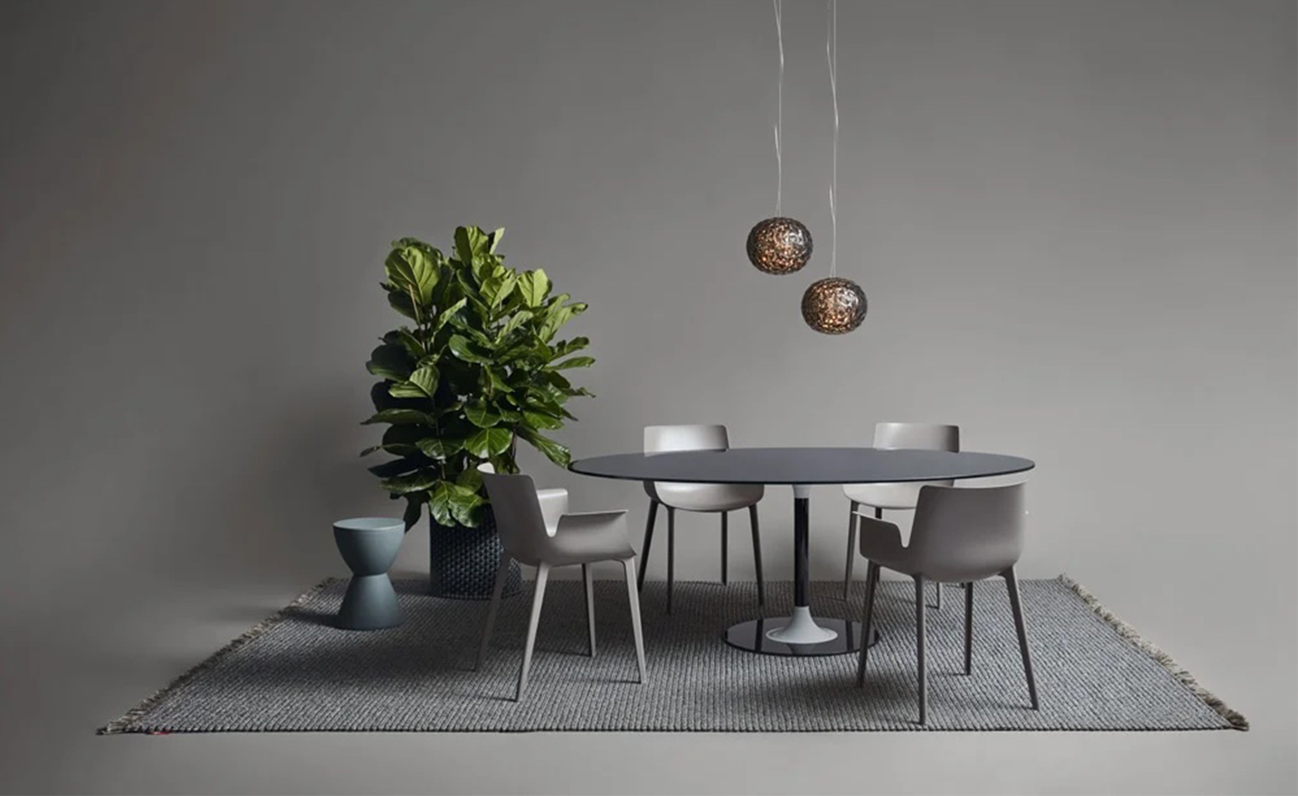 Thierry XXL Oval Dining Table