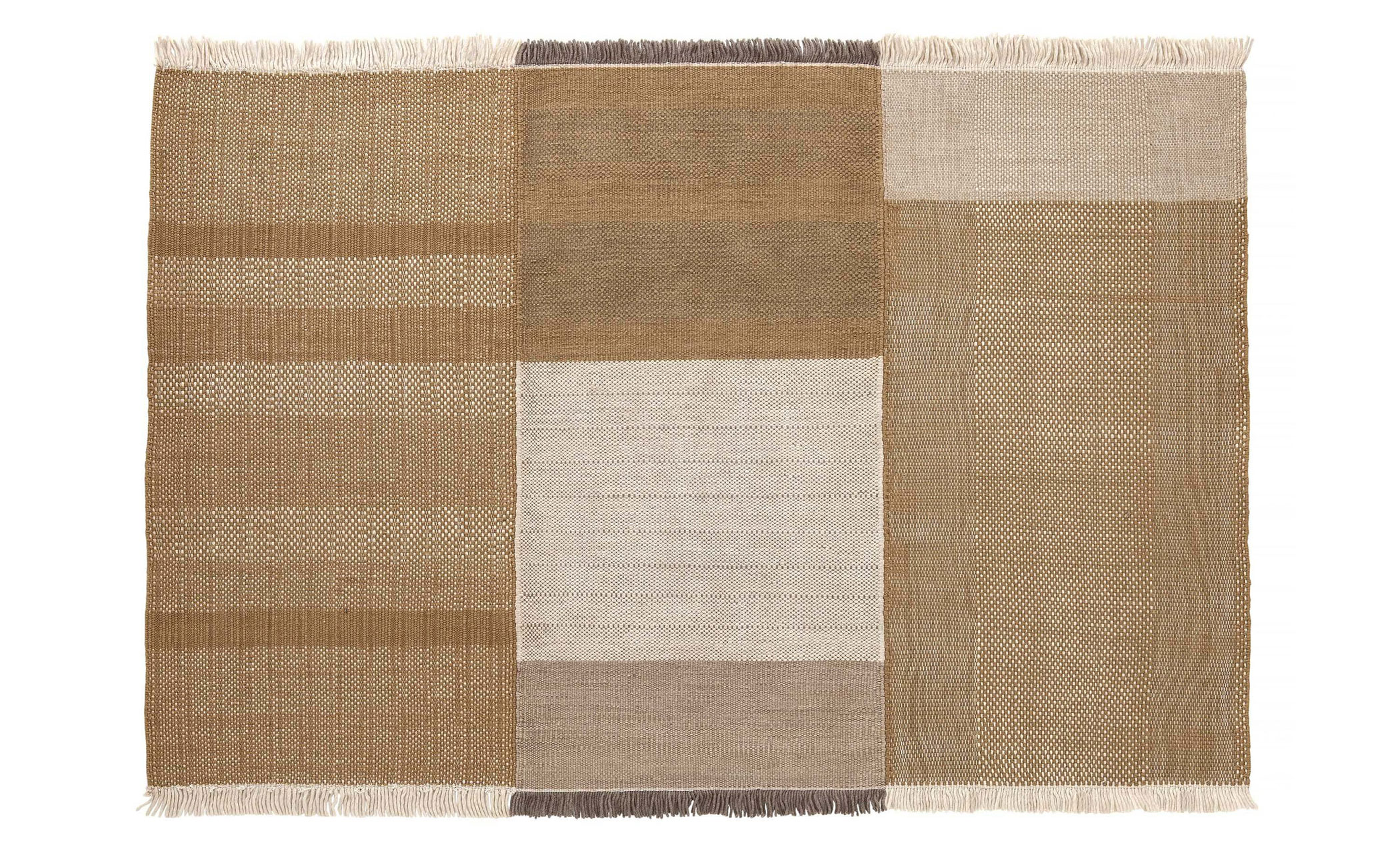 tres outdoor rug