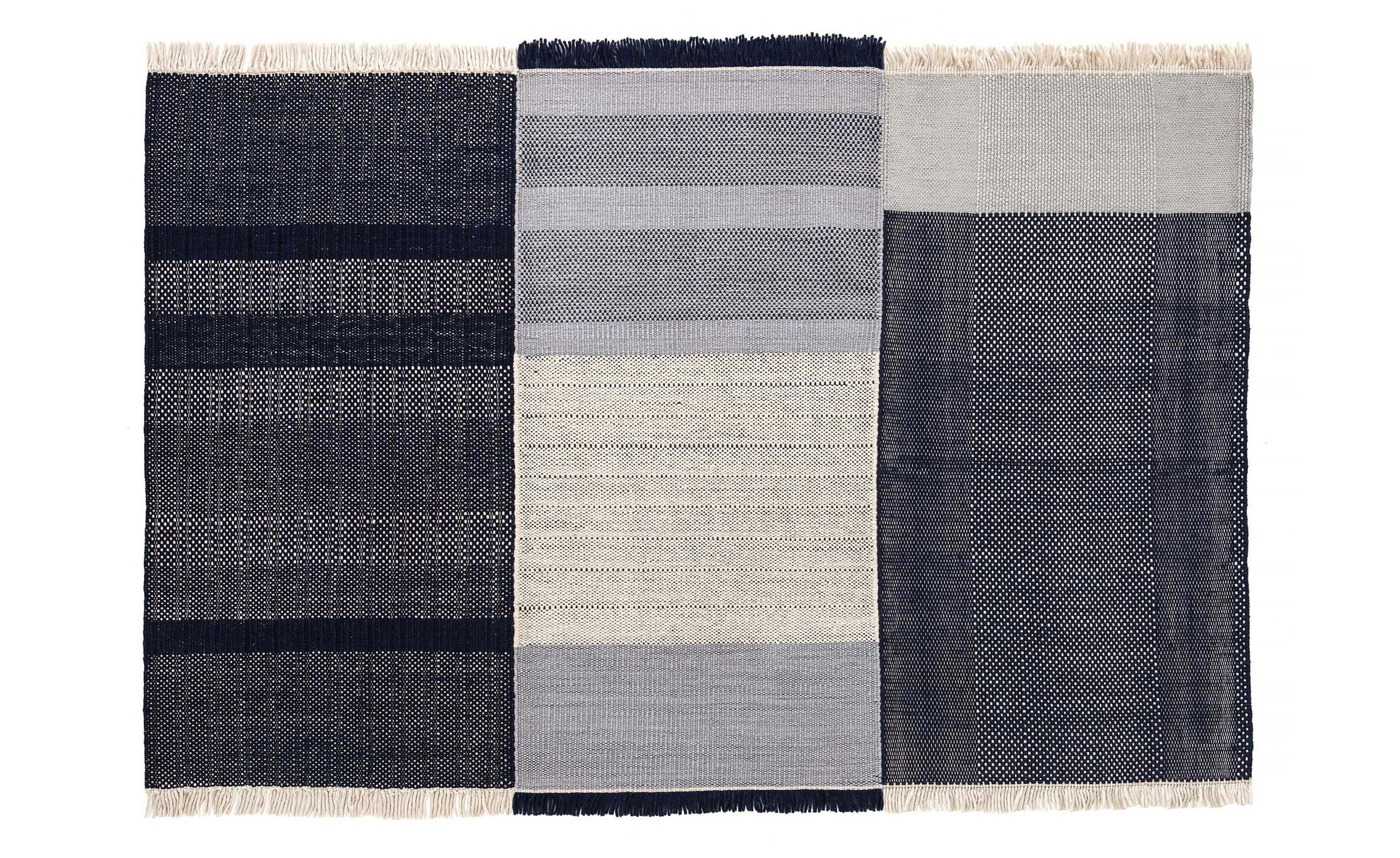 tres outdoor rug