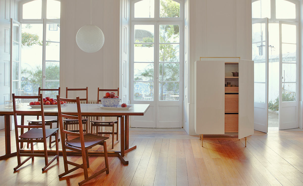 trunk tall cabinet 759l