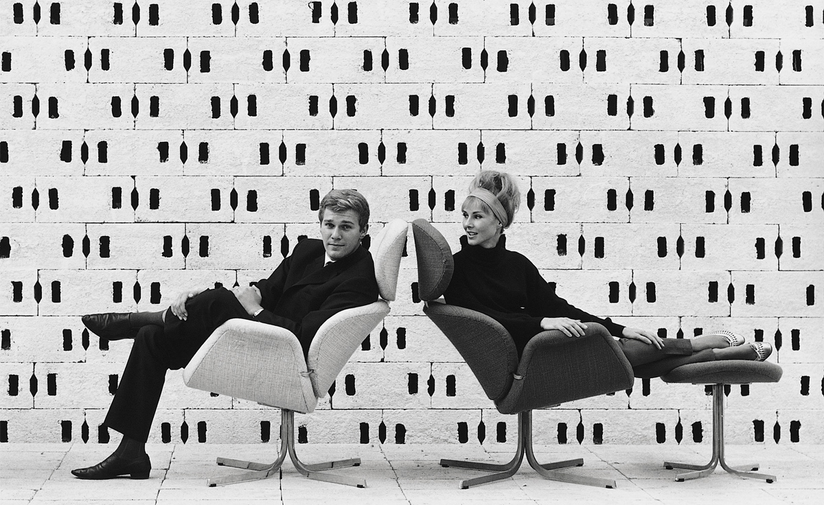 pierre paulin tulip chair & ottoman