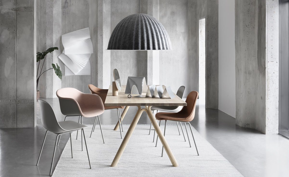 under the bell pendant lamp