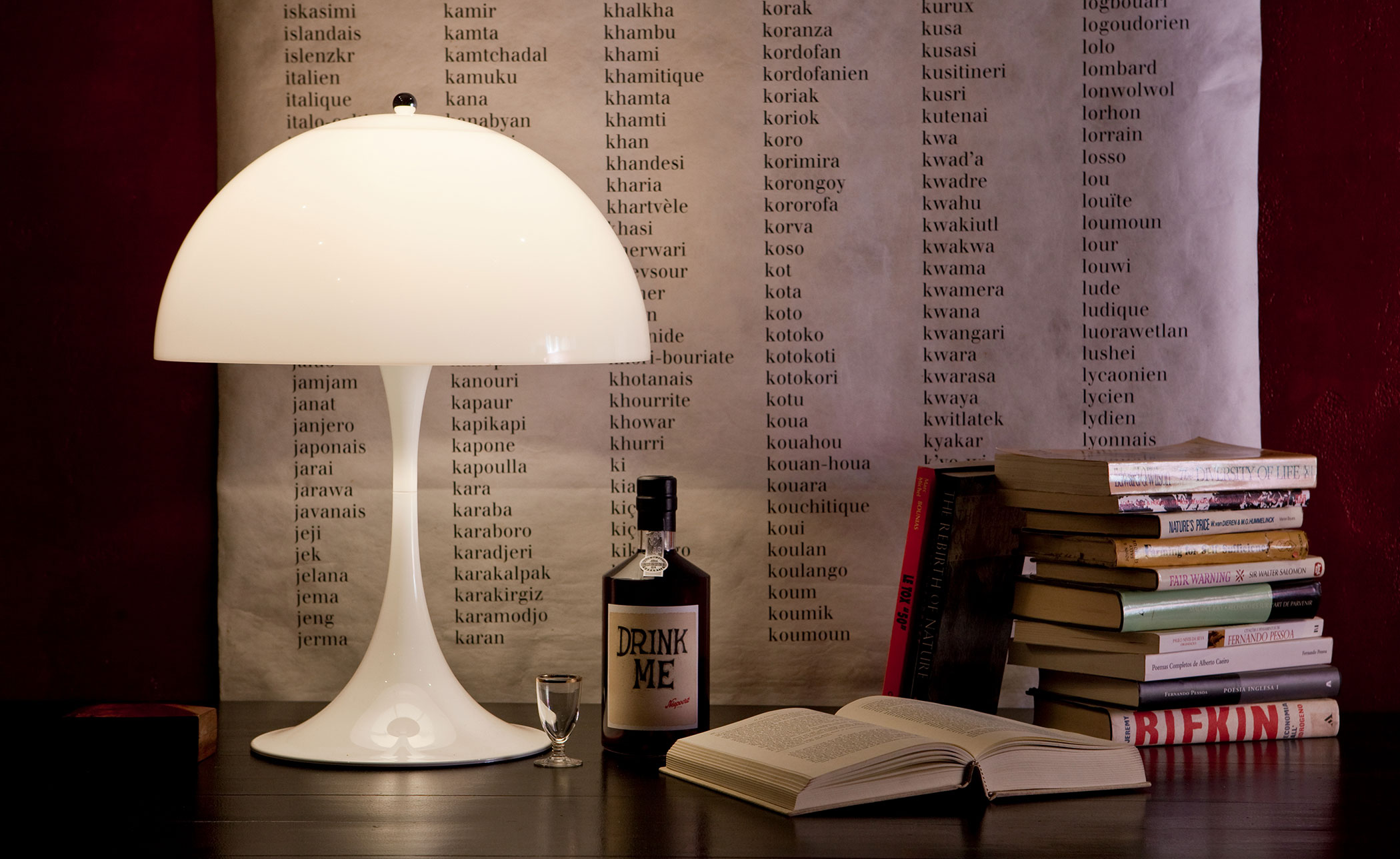 verner panton panthella table lamp