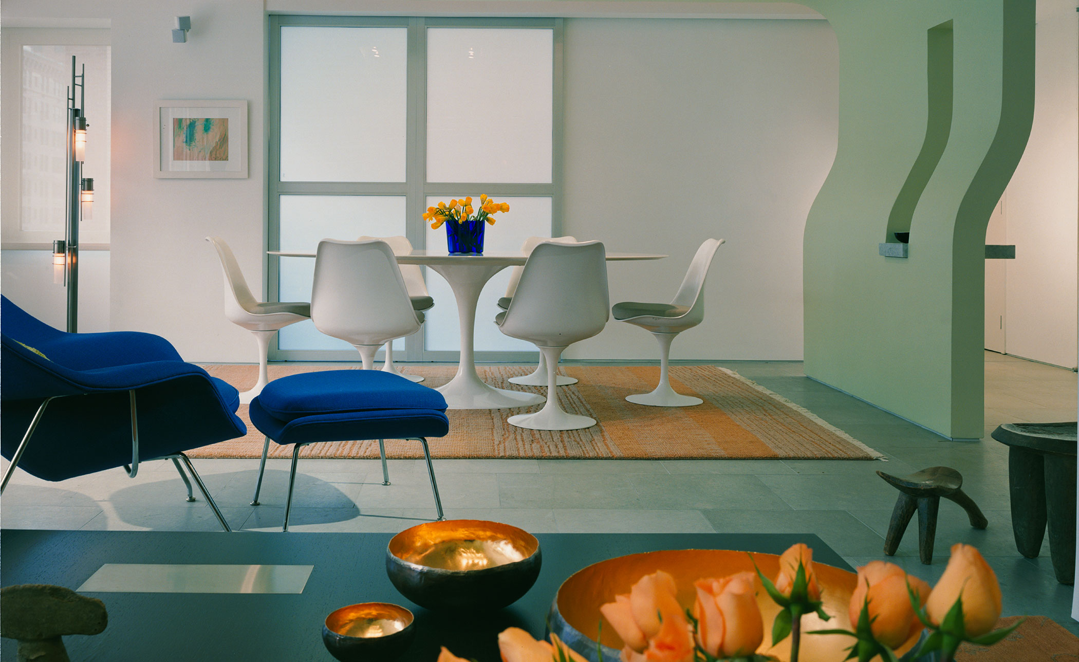 womb lounge chair & ottoman