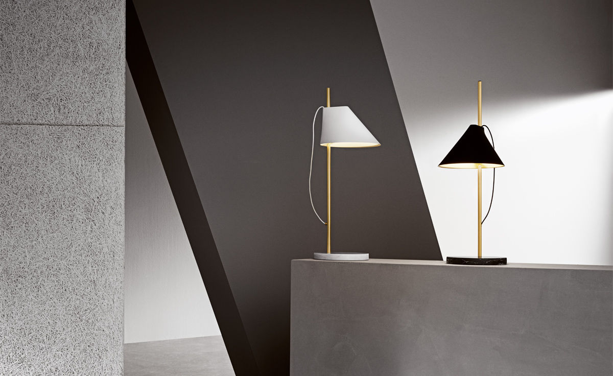 yuh table lamp